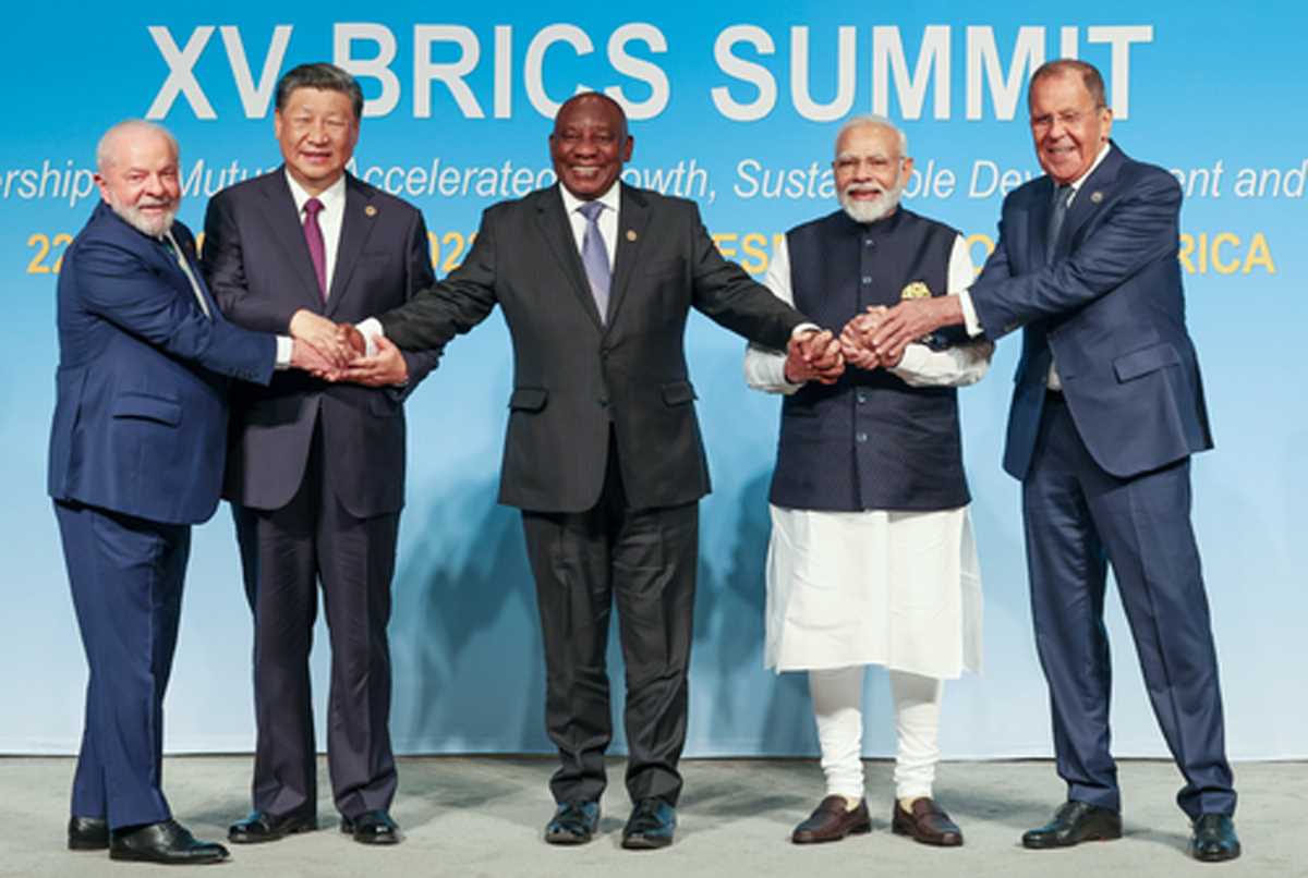 बहुपक्षीय वित्तीय संस्थानों को आर्थिक नीतियां बनाने में रचनात्मक भूमिका निभानी चाहिए : ब्रिक्स